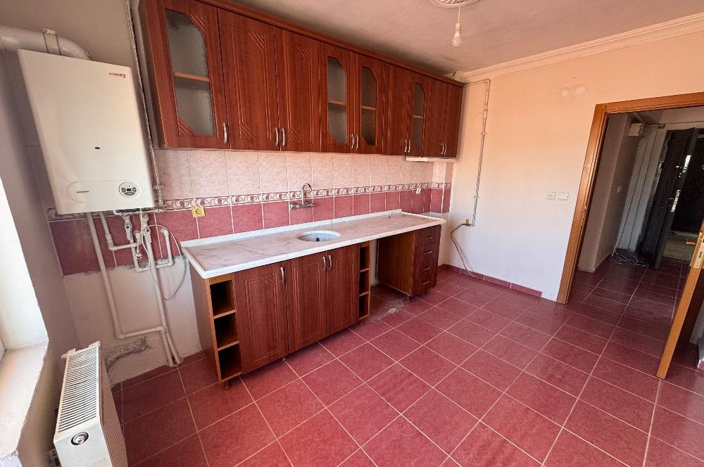 Şafak Mahallesi’nde Manzaralı Geniş 3+1 Kiralık