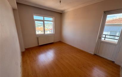 Şafak Mahallesi’nde Manzaralı Geniş 3+1 Kiralık