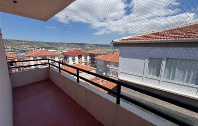 Şafak Mahallesi’nde Manzaralı Geniş 3+1 Kiralık