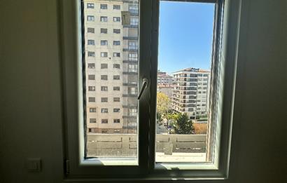 Ethem Efendi Caddesi Satılık 3+1 Özel Ada Mutfaklı Balkonlu