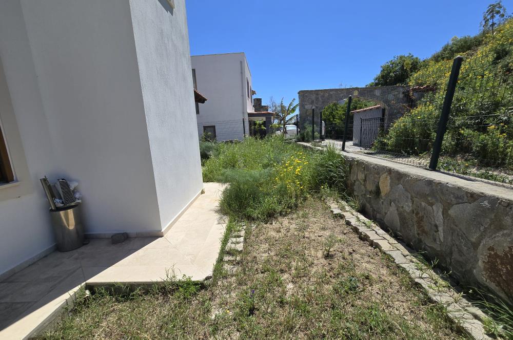 Bodrum Gümüşlükte Deniz Manzaralı 3+2 Satılık Tripleks