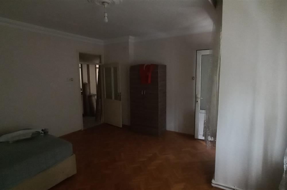 Altıeylül Hacı İlbey'de Kiralık Eşyalı 2+1 Daire