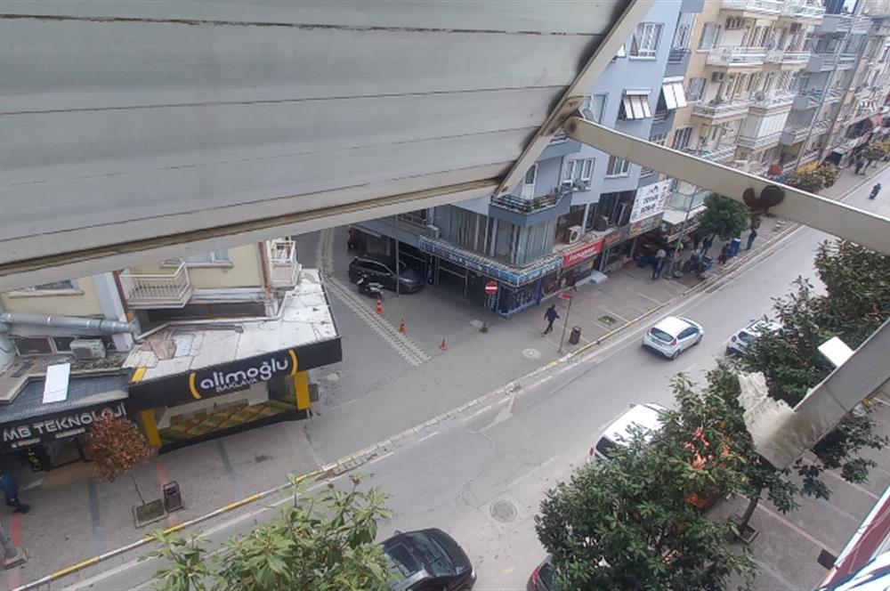 Altıeylül Hacı İlbey'de Kiralık Eşyalı 2+1 Daire