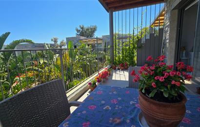 BODRUM KONACIK SİTE İÇİNDE EŞYALI 2+1 DAİRE