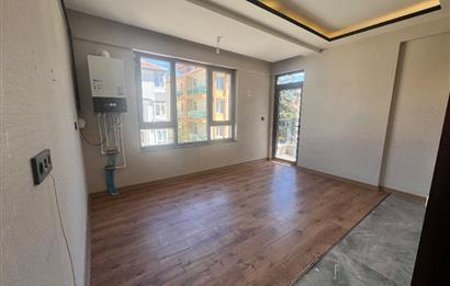 BAHÇELİEVLER'DE MERKEZİ KONUMDA 2+1 KİRALIK DAİRE