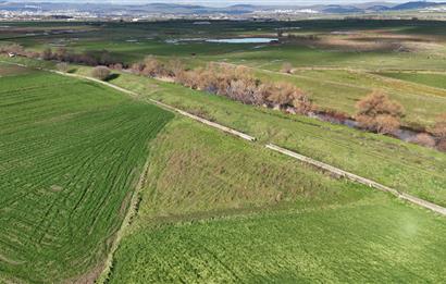 C21 WİNNER YAKUPKÖY MAHALLESİ 2.533m² SATILIK TARLA