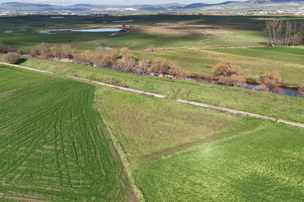 C21 WİNNER YAKUPKÖY MAHALLESİ 2.533m² SATILIK TARLA