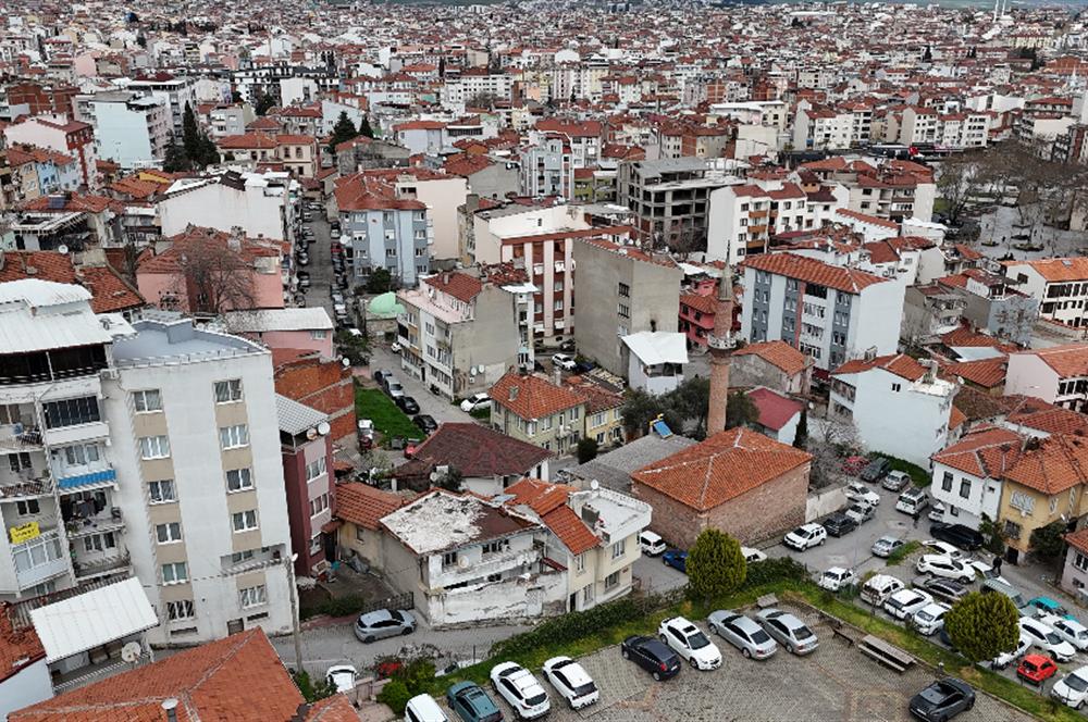 C21 WİNNER ÇARŞI MERKEZDE 5 KAT İMARLI ARSA VE KARGİR EV