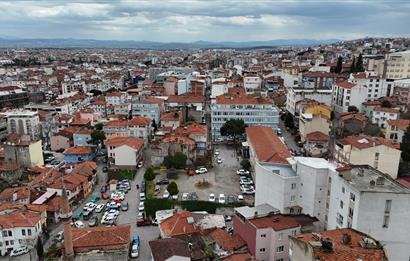 C21 WİNNER ÇARŞI MERKEZDE 5 KAT İMARLI ARSA VE KARGİR EV