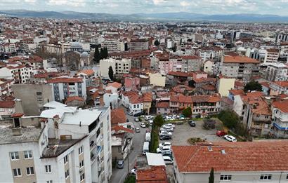 C21 WİNNER ÇARŞI MERKEZDE 5 KAT İMARLI ARSA VE KARGİR EV