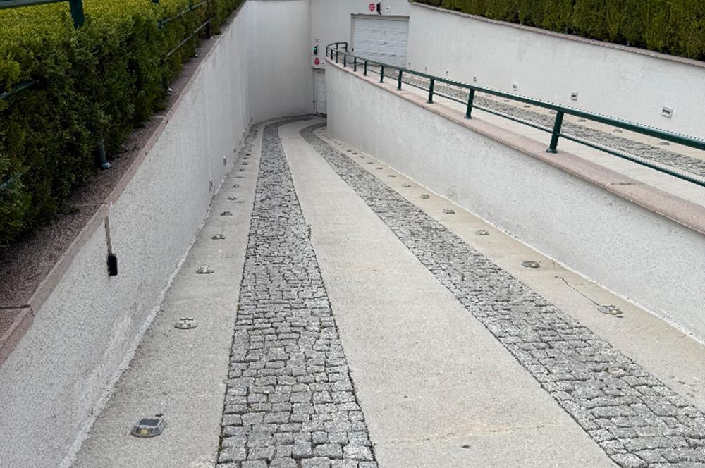 ÇANKAYA ZIRVEKENT SİTESİNDE KİRALIK 3+1 DAİRE