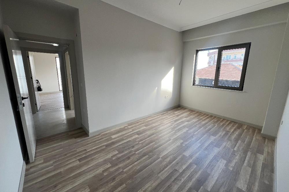 TOYGAR'DA MERKEZİ KONUM GENİŞ ARA KAT SATILIK SIFIR 2+1 DAİRE