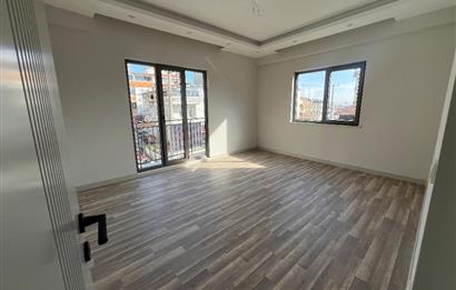 TOYGAR'DA MERKEZİ KONUM GENİŞ ARA KAT SATILIK SIFIR 2+1 DAİRE