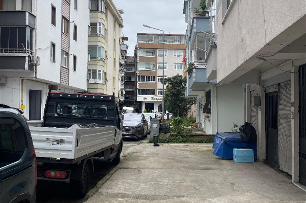 CENTURY21'DEN BAHÇELİEVLERDE KİRALIK DÜKKAN!