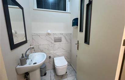 PAŞAALANI SABRİ UĞUR CD.ÜZERİ YATIRIMLIK 245 M2 SATILIK İŞ YERİ