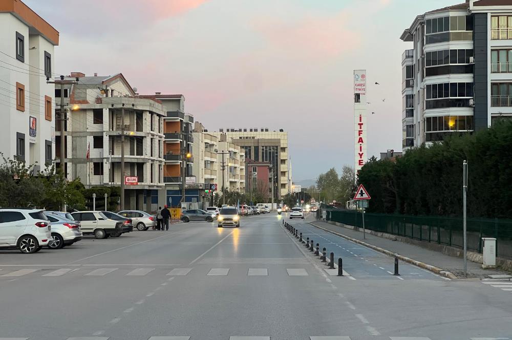 PAŞAALANI SABRİ UĞUR CD.ÜZERİ YATIRIMLIK 245 M2 SATILIK İŞ YERİ