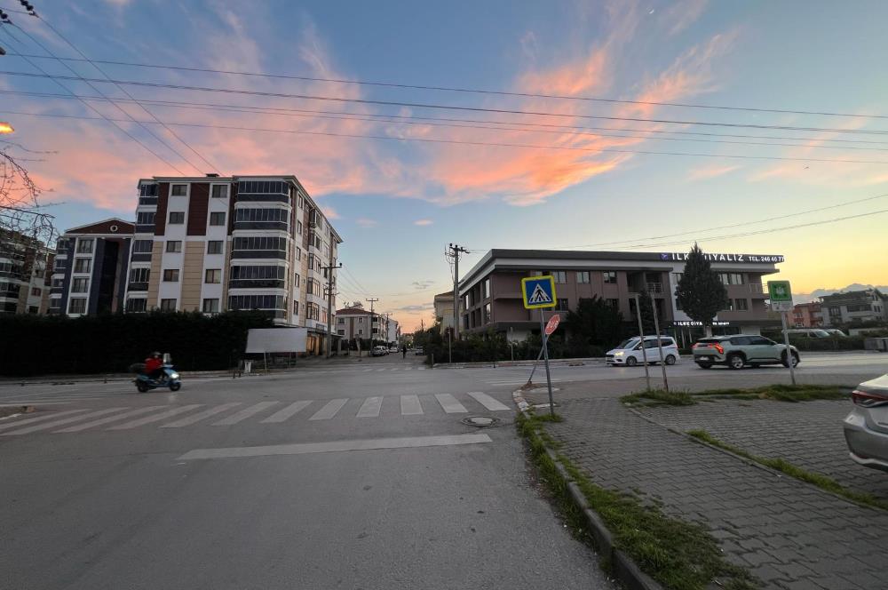 PAŞAALANI SABRİ UĞUR CD.ÜZERİ YATIRIMLIK 245 M2 SATILIK İŞ YERİ