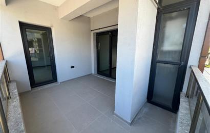 PAŞAALANI MERKEZİ KONUM GENİŞ ARA KAT SATILIK SIFIR 3+1 DAİRE