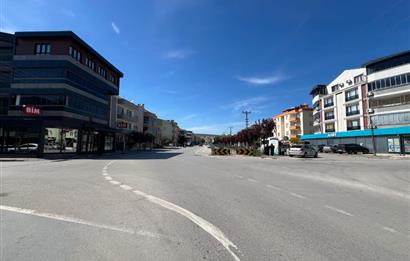 PAŞAALANI MERKEZİ KONUM GENİŞ ARA KAT SATILIK SIFIR 3+1 DAİRE