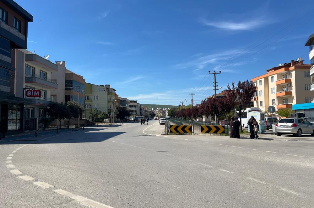 PAŞAALANI MERKEZİ KONUM GENİŞ ARA KAT SATILIK SIFIR 3+1 DAİRE