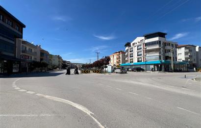 PAŞAALANI MERKEZİ KONUM GENİŞ ARA KAT SATILIK SIFIR 3+1 DAİRE