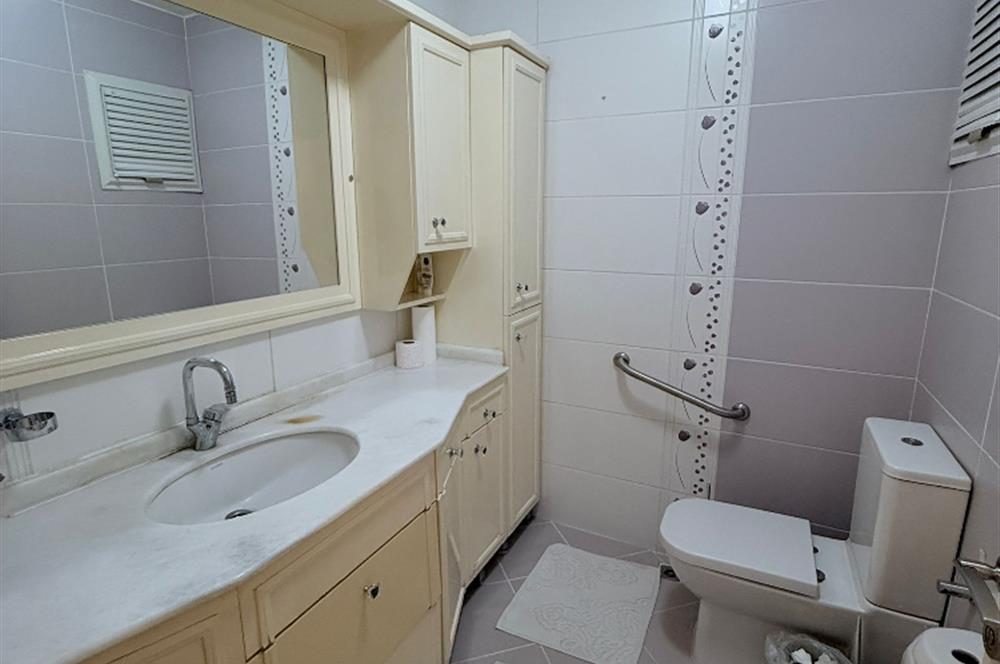 BAYRAMPAŞA SAĞMALCILAR 330 m² ,5+1 DUBLEKS | HAVUZLU OTOPARKLI