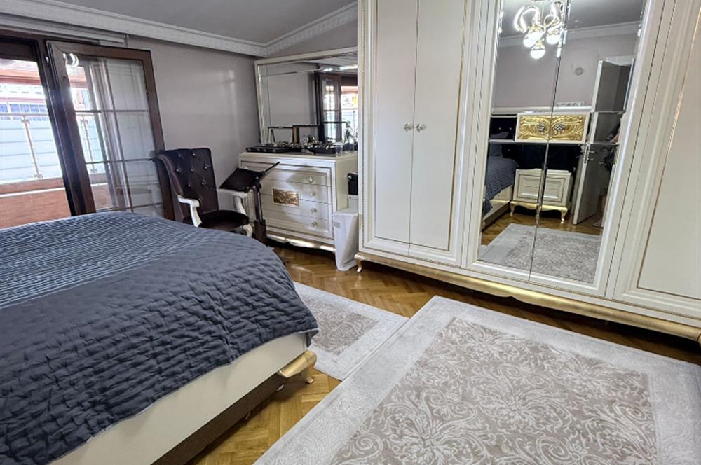 BAYRAMPAŞA SAĞMALCILAR 330 m² ,5+1 DUBLEKS | HAVUZLU OTOPARKLI