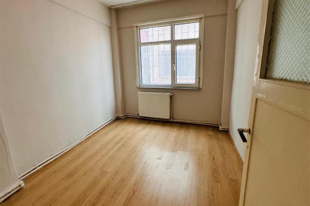 ALTINTEPE , KLAVUZ ÇAYIRI , 1+1 BAHÇEKATI KİRALIK DAİRE