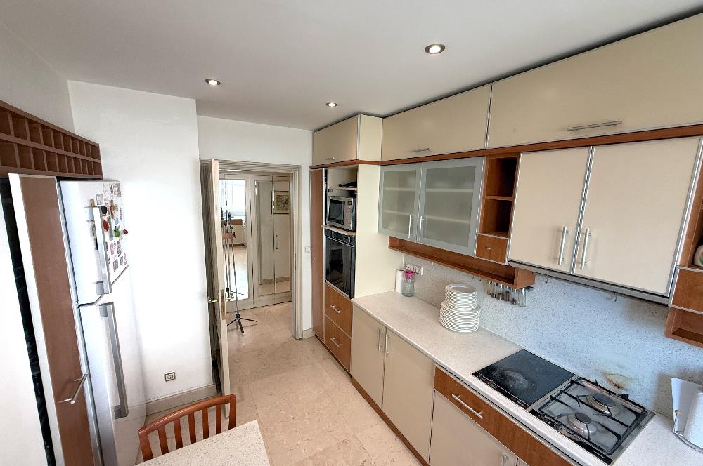 Ulus Çamlıtepe Sitesi'nde Satılık 3+1 Daire