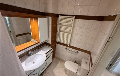 Ulus Çamlıtepe Sitesi'nde Satılık 3+1 Daire