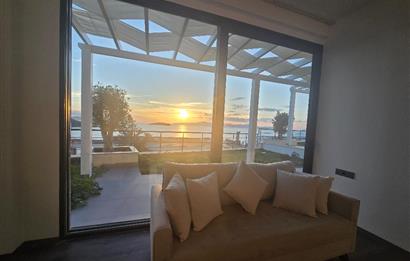 Bodrum Gümüşlük Denize Sıfır Sitede Özel İskeleli Satılık Daire