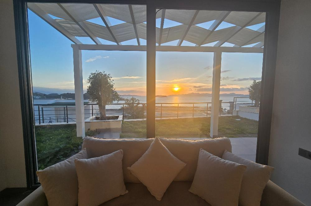 Bodrum Gümüşlük Denize Sıfır Sitede Özel İskeleli Satılık Daire