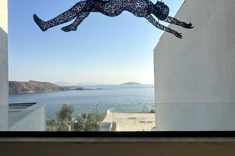Bodrum Gümüşlük Denize Sıfır Sitede Özel İskeleli Satılık Daire
