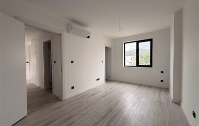 Yalıçiftlik Butik Site İçerisinde Kiralık 3+1 Üst Kat Daire