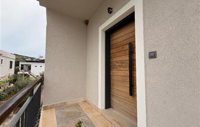 Yalıçiftlik Butik Site İçerisinde Kiralık 3+1 Üst Kat Daire