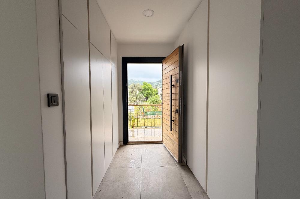 Yalıçiftlik Butik Site İçerisinde Kiralık 3+1 Üst Kat Daire