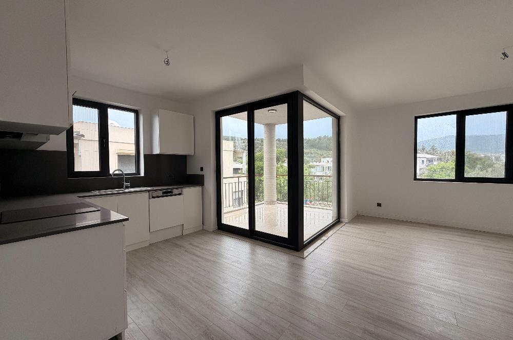 Yalıçiftlik Butik Site İçerisinde Kiralık 3+1 Üst Kat Daire