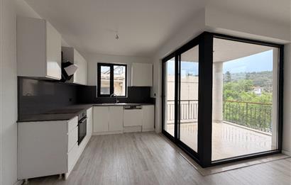 Yalıçiftlik Butik Site İçerisinde Kiralık 3+1 Üst Kat Daire