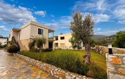 Yalıçiftlik Butik Site İçerisinde Kiralık 3+1 Üst Kat Daire