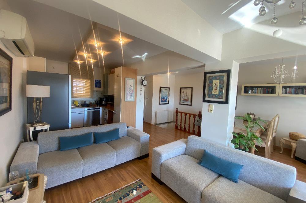 Bodrum Mutlu Sitesin de Şahane Manzaralı Satılık Dubleks Daire