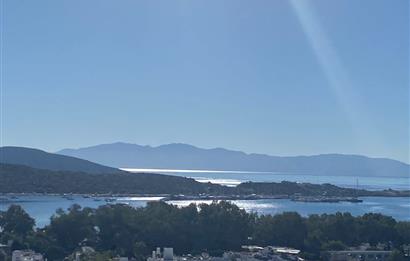 Bodrum Mutlu Sitesin de Şahane Manzaralı Satılık Dubleks Daire