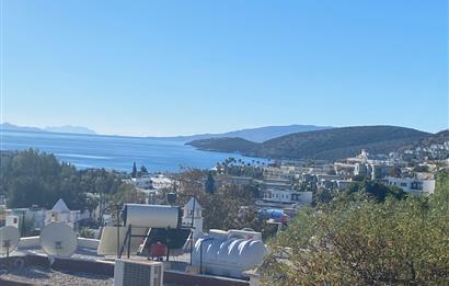 Bodrum Mutlu Sitesin de Şahane Manzaralı Satılık Dubleks Daire