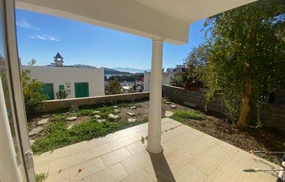 Bodrum Mutlu Sitesin de Şahane Manzaralı Satılık Dubleks Daire