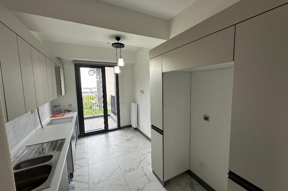 CENTURY21 UZMANDAN ÇÖMLEKÇİ TOKİ'DE LÜKS KİRALIK 2+1 REZİDANS