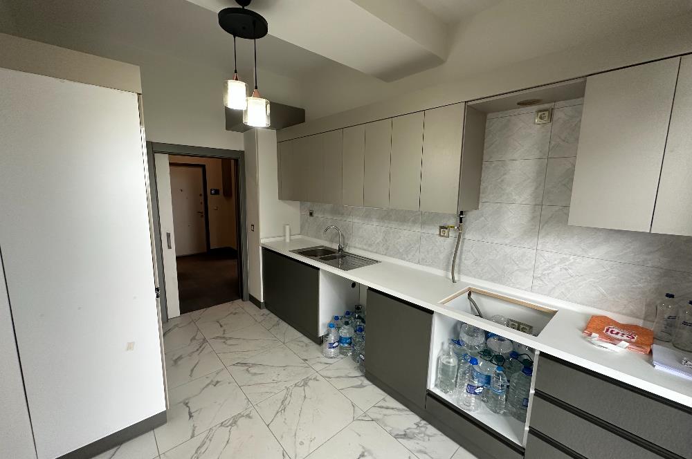 CENTURY21 UZMANDAN ÇÖMLEKÇİ TOKİ'DE LÜKS KİRALIK 2+1 REZİDANS