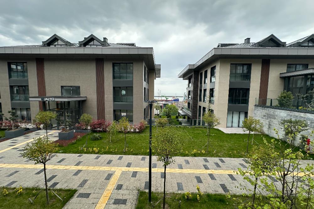 CENTURY21 UZMANDAN ÇÖMLEKÇİ TOKİ'DE LÜKS KİRALIK 2+1 REZİDANS