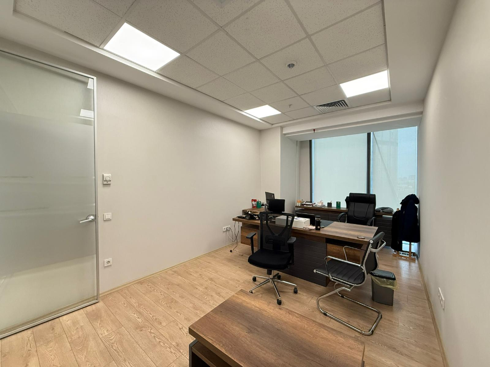 Skyland Kiralık Ofis 557m²+ 25m2 Teraslı & Boş Ofis Vadistanbul