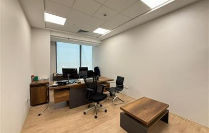 Skyland Kiralık Ofis 557m²+ 25m2 Teraslı & Boş Ofis Vadistanbul