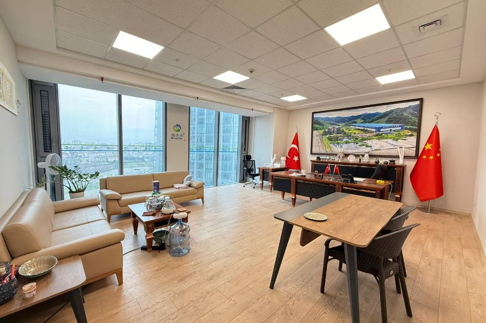 Skyland Kiralık Ofis 557m²+ 25m2 Teraslı & Boş Ofis Vadistanbul