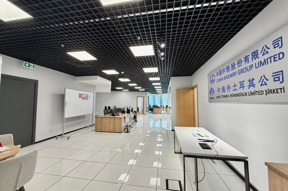 Skyland Kiralık Ofis 557m²+ 25m2 Teraslı & Boş Ofis Vadistanbul